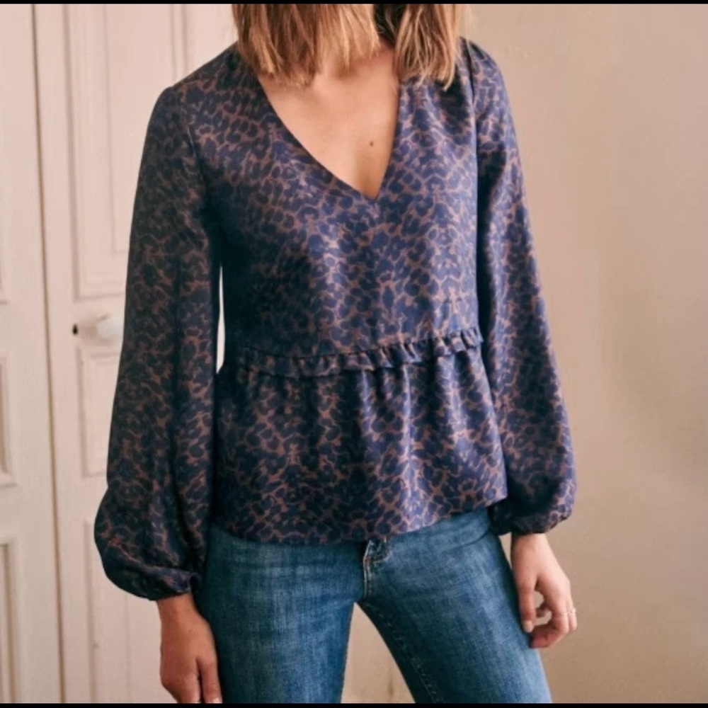 Sezane Bianca Blouse Women FR 36 US 4 Blue Leopard Print Long Sleeve Peasant Top